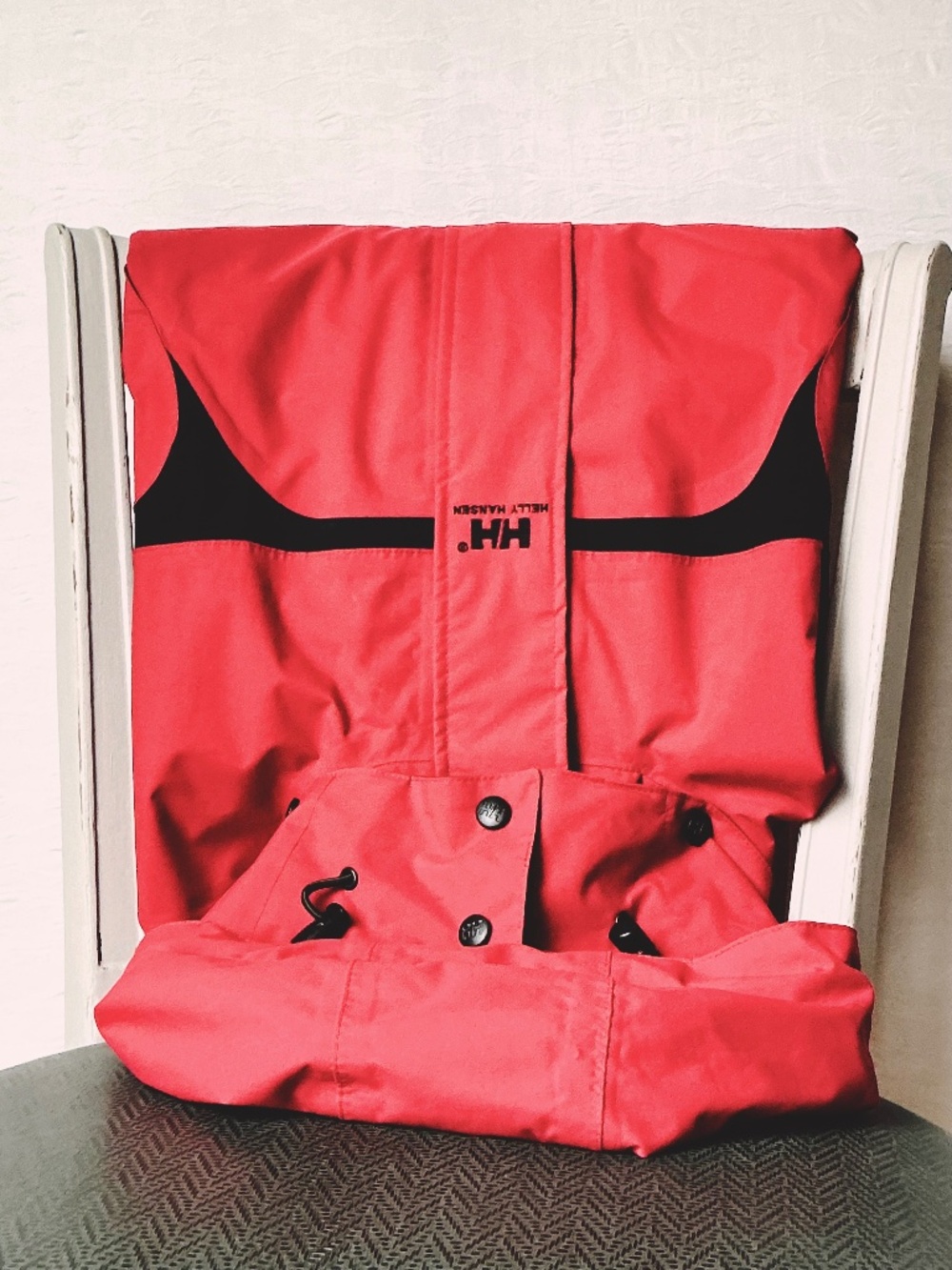 Helly Hansen Men’s Jacket Front Zip Red/Black Condition* Removable Hood Size M